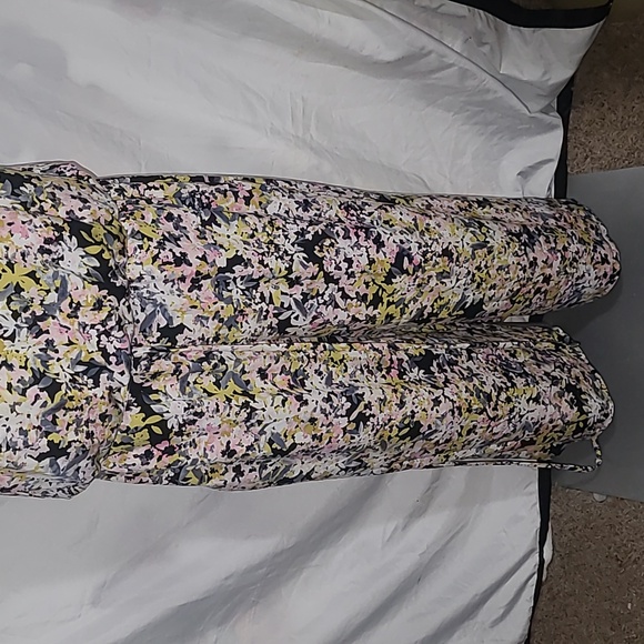 London Times JumpSuit - Picture 5 of 8